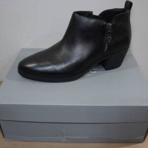 Vionic Black Boots